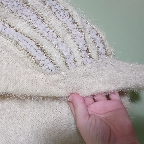 Women's Freeway butterfly poncho sweater cream gold Medium - Picture 7 of 8